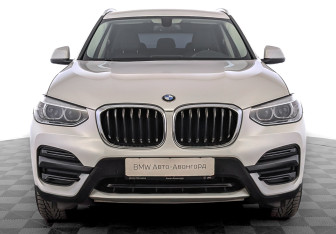 Подержанный автомобиль BMW X3 2021 года (2 фото)