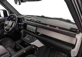 Подержанный автомобиль Land Rover Defender Suv 2020 года (11 фото)