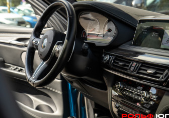 Подержанный автомобиль BMW X6 M 2019 года (15 фото)