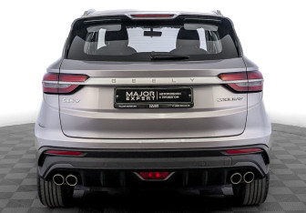 Подержанный автомобиль Geely Coolray 2023 года (6 фото)
