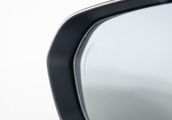 Подержанный автомобиль Geely Monjaro 2022 года (26 фото)