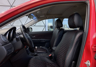 Подержанный автомобиль Mazda 3 Hatchback 2005 года (18 фото)