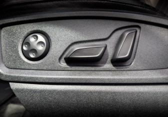 Подержанный автомобиль Audi Q5 2020 года (21 фото)