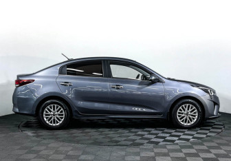 Подержанный автомобиль Kia Rio Sedan 2021 года (4 фото)