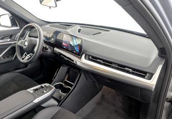 Новый BMW X1 2025 (9 фото)