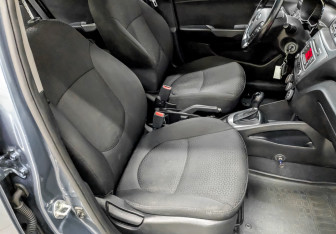 Подержанный автомобиль Kia Rio Sedan 2016 года (21 фото)