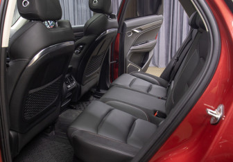 Подержанный автомобиль Geely Tugella 2021 года (12 фото)