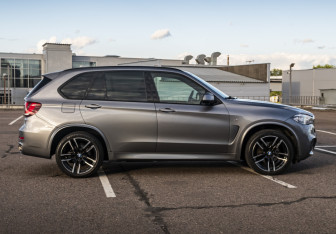 Подержанный автомобиль BMW X5 2018 года (5 фото)