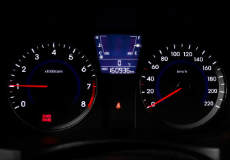 Подержанный автомобиль Hyundai Solaris Hatchback 2013 года (11 фото)