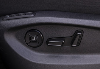 Подержанный автомобиль Volkswagen Tiguan 2025 года (21 фото)