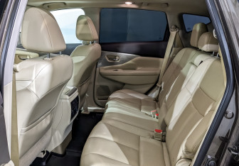 Подержанный автомобиль Nissan Murano Suv 2021 года (12 фото)