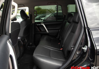 Подержанный автомобиль Toyota Land Cruiser Prado 2015 года (8 фото)