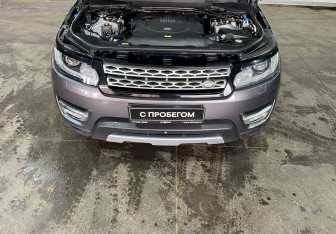 Подержанный автомобиль Land Rover Range Rover Sport 2017 года (21 фото)