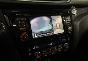 Подержанный автомобиль Nissan X-Trail 2015 года (14 фото)