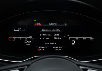 Подержанный автомобиль Audi A4 Sedan 2021 года (10 фото)