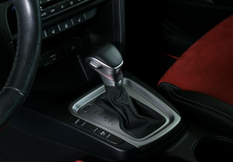 Подержанный автомобиль Kia Ceed Hatchback 2020 года (9 фото)