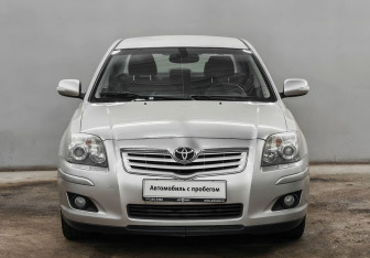 Подержанный автомобиль Toyota Avensis Sedan 2007 года (2 фото)