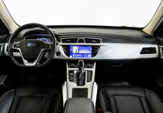 Подержанный автомобиль Geely Atlas 2021 года (7 фото)