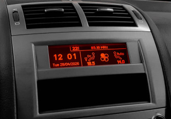 Подержанный автомобиль Peugeot 407 Sedan 2006 года (14 фото)