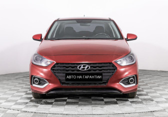 Подержанный автомобиль Hyundai Solaris Sedan 2018 года (2 фото)