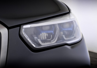 Подержанный автомобиль BMW X5 2020 года (17 фото)