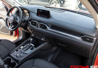 Подержанный автомобиль Mazda CX-5 2019 года (7 фото)