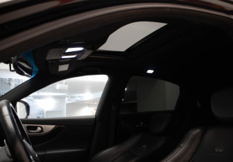 Подержанный автомобиль Infiniti FX 2012 года (29 фото)