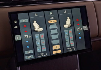 Подержанный автомобиль Land Rover Range Rover 2023 года (28 фото)