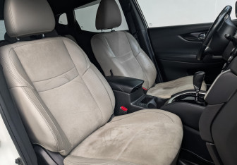 Подержанный автомобиль Nissan Qashqai 2016 года (23 фото)