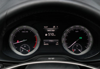 Подержанный автомобиль Skoda Karoq 2021 года (16 фото)
