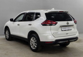 Подержанный автомобиль Nissan X-Trail 2021 года (7 фото)