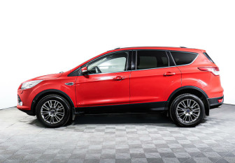 Подержанный автомобиль Ford Kuga 2013 года (3 фото)