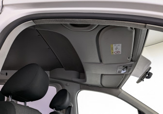 Подержанный автомобиль Volkswagen Caddy Compactvan 2020 года (23 фото)