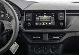 Подержанный автомобиль Skoda Rapid Liftback 2021 года (15 фото)