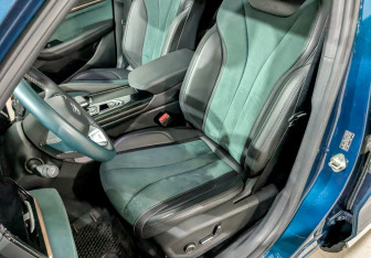 Подержанный автомобиль Geely Monjaro 2023 года (20 фото)