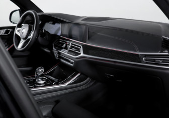 Подержанный автомобиль BMW X7 2019 года (9 фото)
