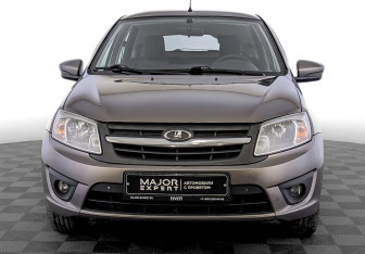 Подержанный автомобиль LADA (ВАЗ) Granta Liftback 2017 года (2 фото)