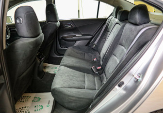 Подержанный автомобиль Honda Accord Sedan 2014 года (21 фото)