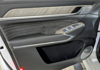 Подержанный автомобиль Tank 500 2023 года (19 фото)