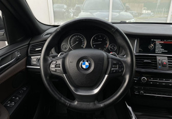 Подержанный автомобиль BMW X4 2014 года (15 фото)