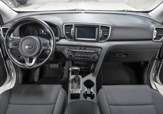 Подержанный автомобиль Kia Sportage 2018 года (14 фото)