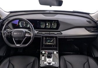 Подержанный автомобиль BAIC X7 2024 года (14 фото)