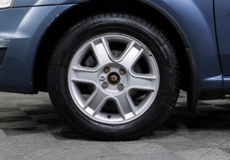 Подержанный автомобиль Renault Logan Sedan 2013 года (5 фото)