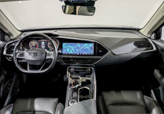Подержанный автомобиль Geely Tugella 2021 года (14 фото)