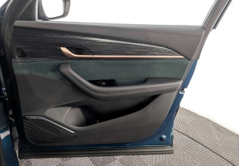 Подержанный автомобиль Geely Monjaro 2023 года (26 фото)