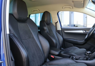 Подержанный автомобиль Skoda Karoq 2020 года (22 фото)