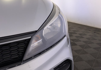 Подержанный автомобиль Kia Rio Hatchback 2021 года (10 фото)