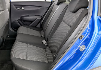 Подержанный автомобиль Kia Rio Hatchback 2020 года (12 фото)