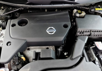 Подержанный автомобиль Nissan Teana 2014 года (9 фото)