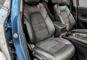 Подержанный автомобиль Mazda CX-5 2020 года (22 фото)